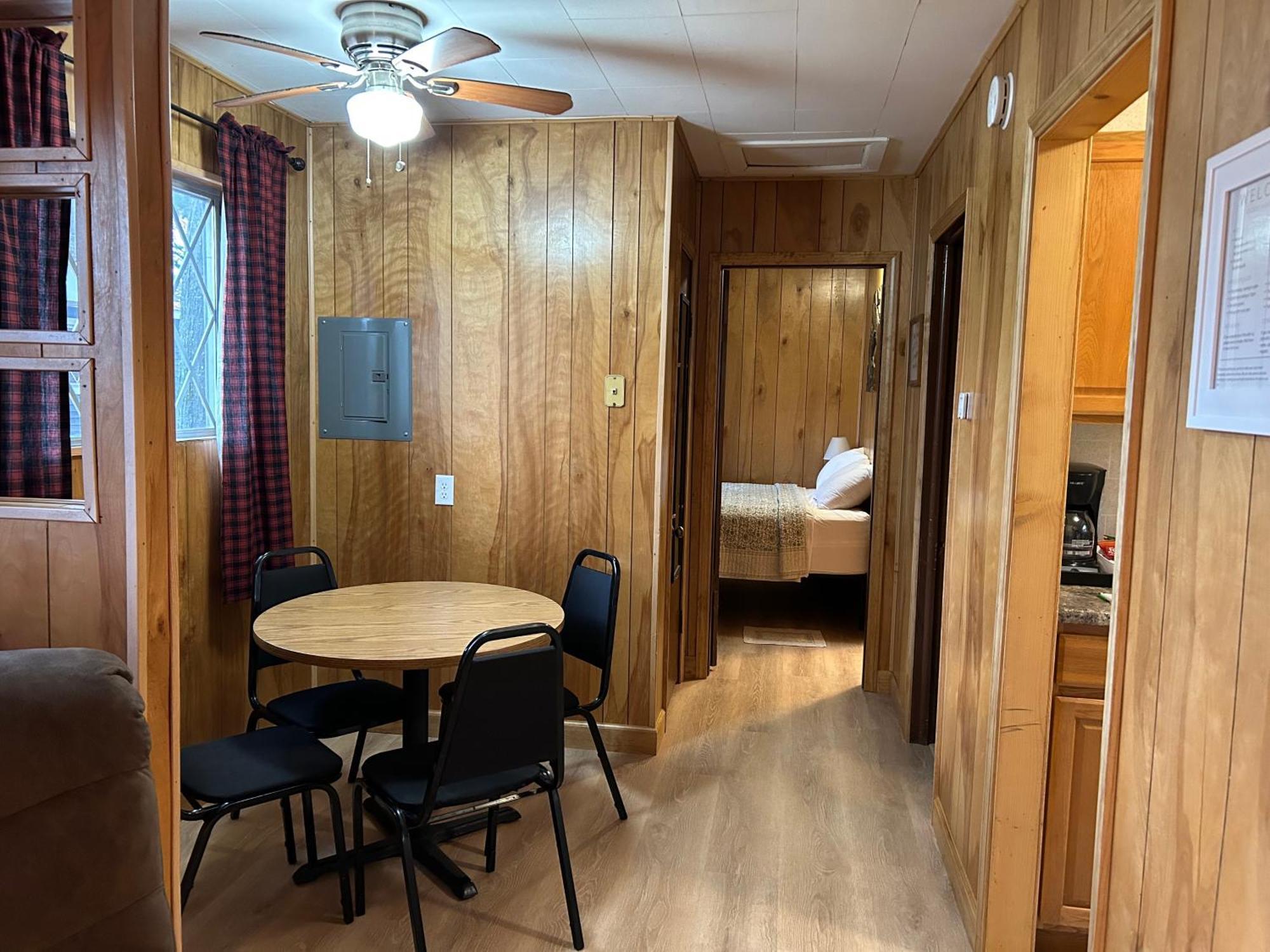 Lake City Hidden Haven Cottages מראה חיצוני תמונה